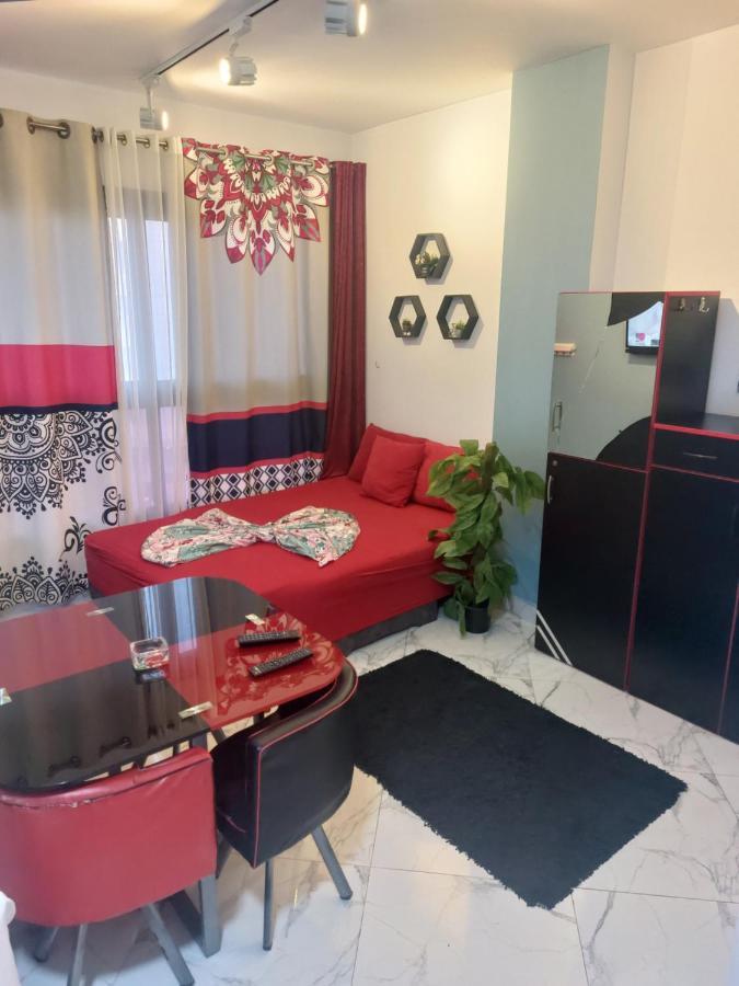 Apartament بورتو سعيد - Porto Said 'Ezbet Shalabi el-Rudi Zewnętrze zdjęcie